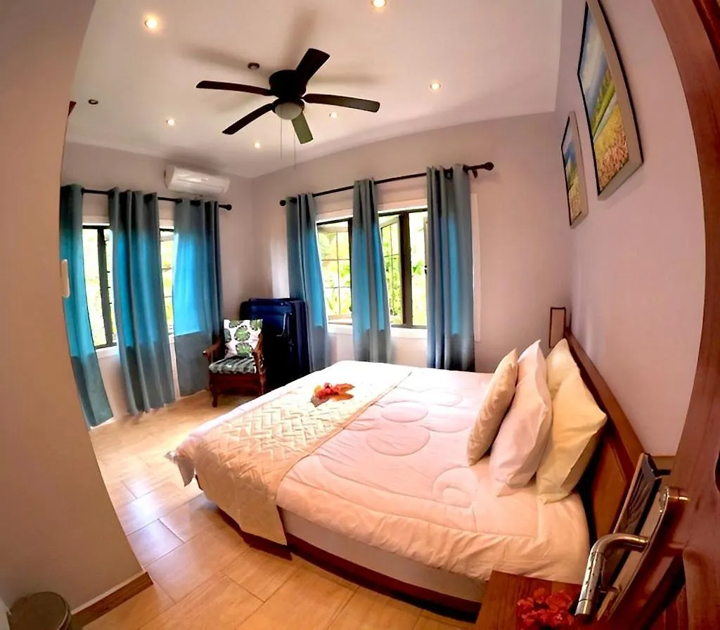 Belle Montagne Holiday Apartments Grand'Anse Seychelles