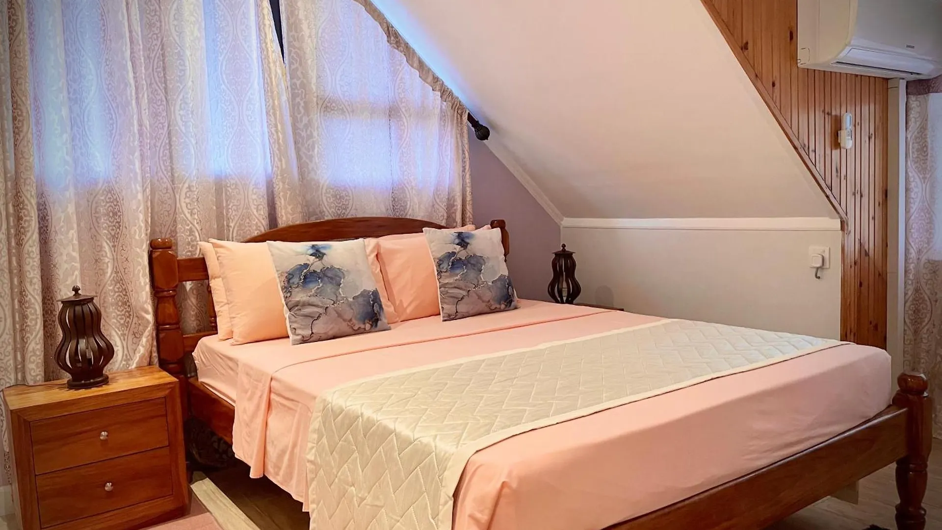 Belle Montagne Holiday Apartments Grand'Anse